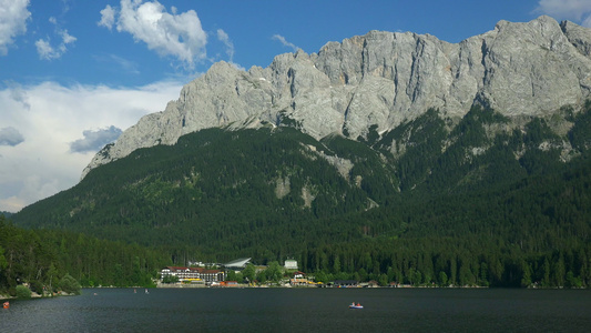 巴伐利亚湖和山视频