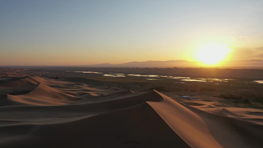 沙漠航拍俯拍环绕无人机实拍视频视频