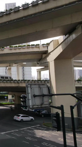 上海延安路高架龙柱车流延时两个景别视频