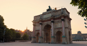 卡鲁塞尔凯旋门和卢浮宫25秒视频