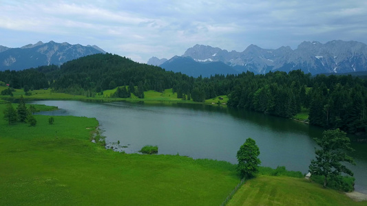 德国巴伐利亚湖和山视频