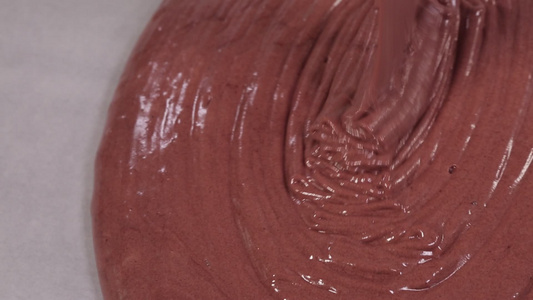 巧克力酱巧克力奶油甜品 视频