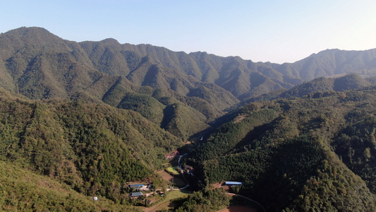 4K航拍连绵起伏山川视频