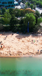 航拍合肥天鹅湖体育公园沙滩视频