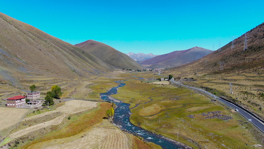 航拍四川甘孜藏族自治州高原风光视频