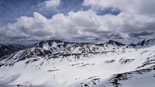 4K延时拍摄西藏雪山光影美景视频