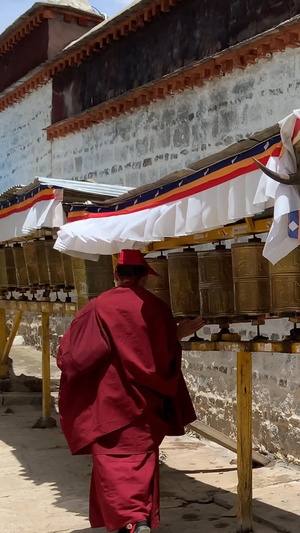 日喀则扎什伦布寺僧侣转经视频旅游景区67秒视频