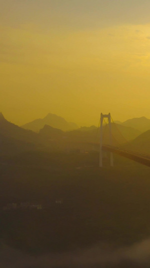贵州航拍日出湖陵河大桥36秒视频