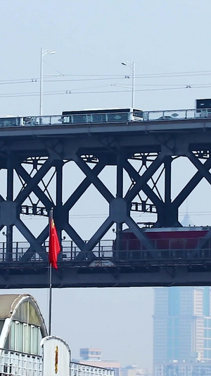实拍长江大桥交通51秒视频