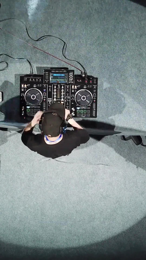 音乐节DJ打碟航拍118秒视频
