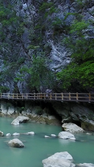 贵州荔波小七孔山洞穿越30秒视频