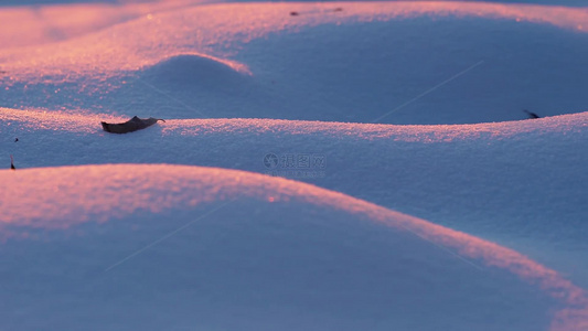 冬天唯美雪地特写视频