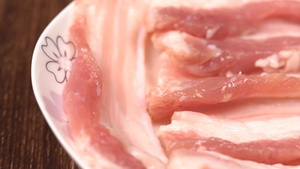 微距拍摄的肉片特写高清视频肉纹路五花肉25秒视频