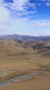 西藏阿里南线通往珠峰大本营的盘山公路延时视频4A景区视频