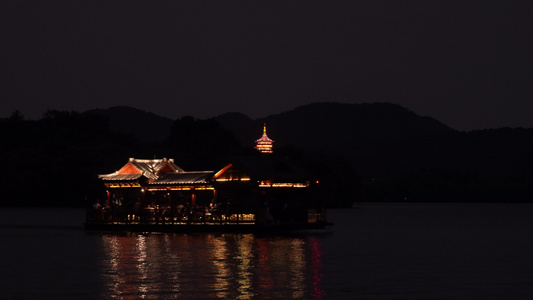 杭州西湖风景区雷峰塔夜景4K视频视频