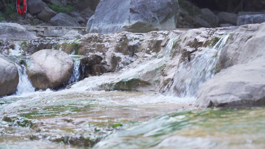 晴天云台山世界地质公园山水风景视频