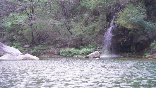 晴天云台山世界地质公园山水风景视频