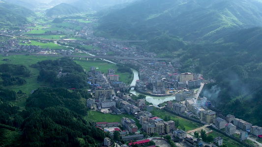 湖南雪峰山山区自然风光航拍乡村田园视频