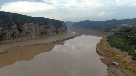 航拍黄河大峡谷视频