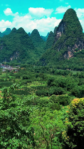 蓝天白云桂林杨堤码头山水风光航拍旅游风景视频