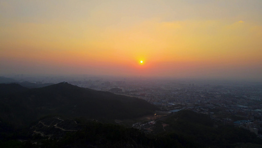 广州白云山夕阳视频