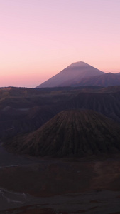 布罗莫火山航拍天际线视频