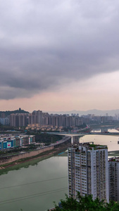 城市乌云来临暴雨前延时素材重庆山城视频