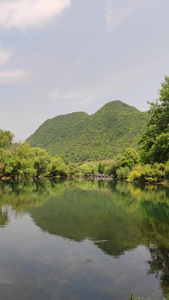 4K湖水大山视频