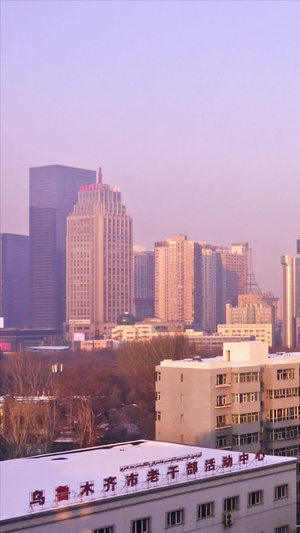 乌鲁木齐城市雪景延时过渡镜头25秒视频