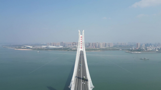 航拍广东湛江海湾大桥视频