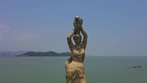 4K珠海珠海渔女雕像航拍特写50秒视频