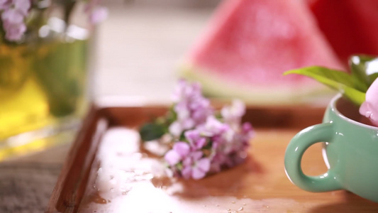 夏季冷饮西瓜草莓牛奶冰激凌视频