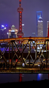 上海外白渡桥夜景航拍上海地标建筑视频