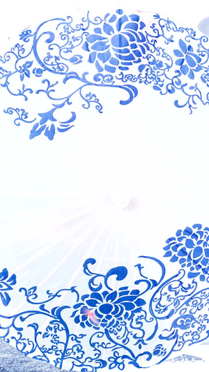 水墨山水青花瓷背景视频油纸伞20秒视频