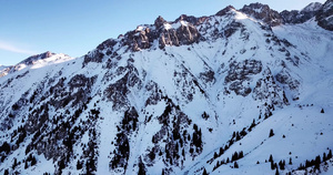 高雪山8秒视频