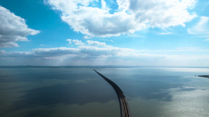 4K航拍南京石臼湖湖上特大桥水天一色21秒视频
