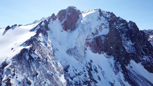 高雪峰和冰川视频