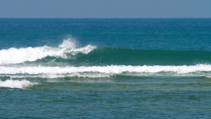 海浪波涛汹涌12秒视频