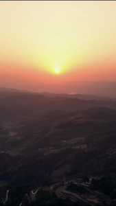 大山夕阳晚霞日落航拍视频