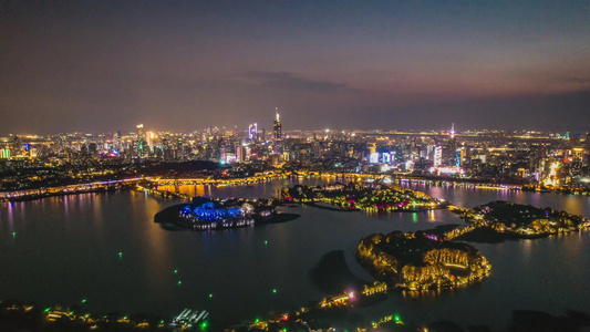 8K航拍南京城市全景玄武湖紫峰大厦商圈夜景延时视频