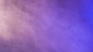 紫色和蓝色的彩色抽象烟雾51秒视频