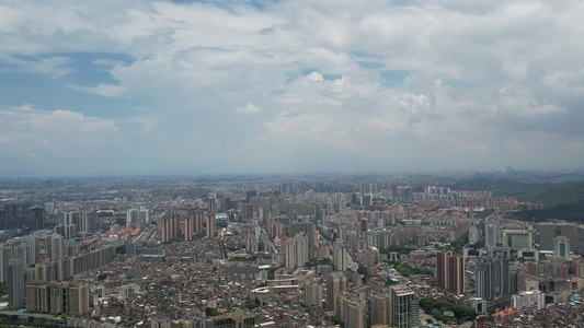 蓝天白云下的城市大远景航拍视频