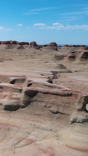 航拍5A景区丹霞地貌魔鬼城泰坦尼克号景观区视频国家地质公园65秒视频