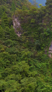 航拍长江三峡西陵峡轮船驶过旅游业视频