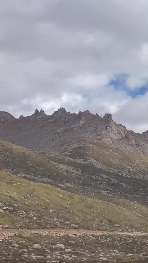 莲宝叶则石头山景区自然美46秒视频