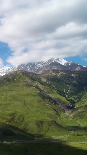 新疆天山脚下塔村旅游区航拍45秒视频