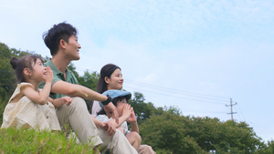 家庭野外享受自然20秒视频