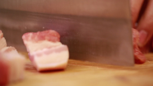 厨师切高档五花肉视频