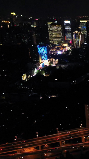 航拍上海夜晚交通上海夜景77秒视频