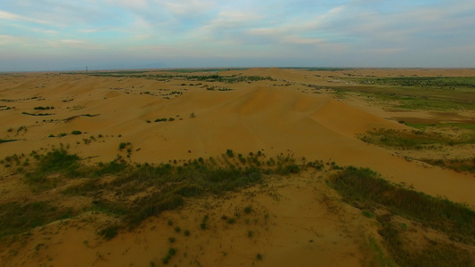 内蒙古沙漠公路航拍视频